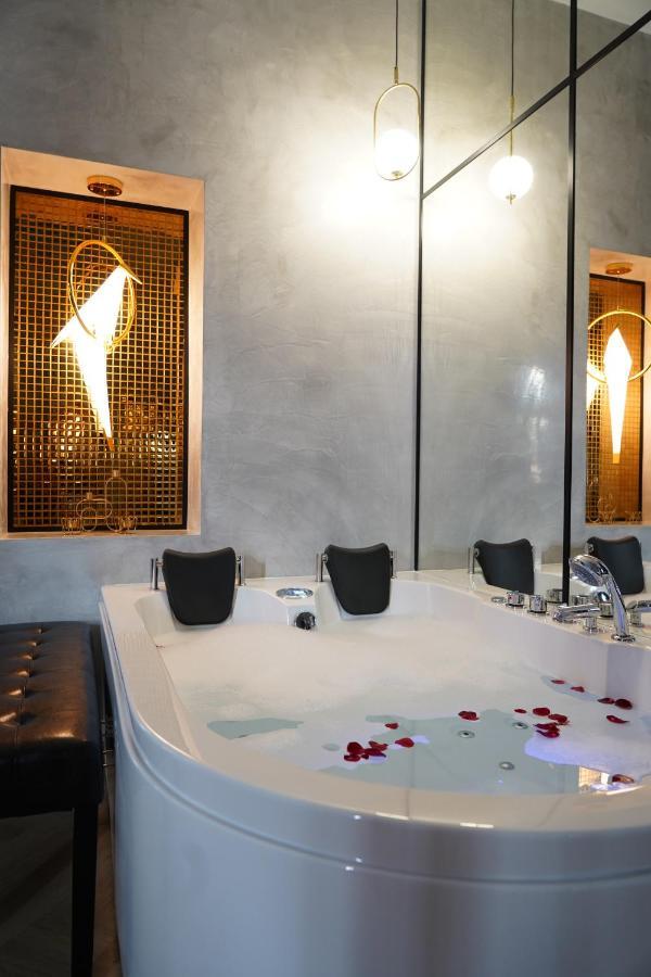 Apartament Z Jacuzzi W Sercu Krakowa Экстерьер фото
